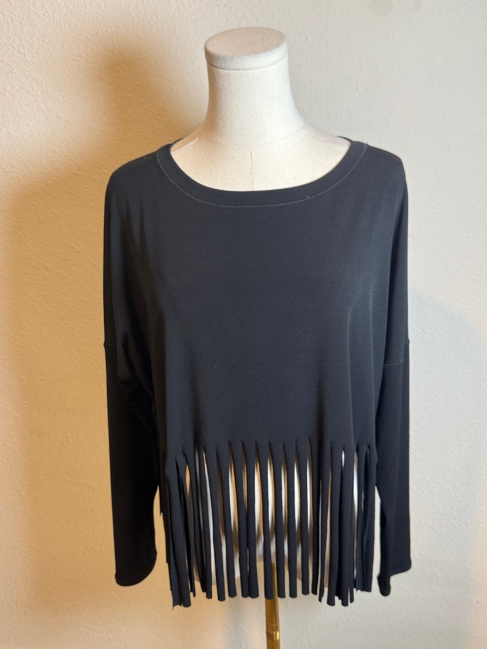 Erin Paige Black Fringe "Car Wash" Long Sleeve Top size Small